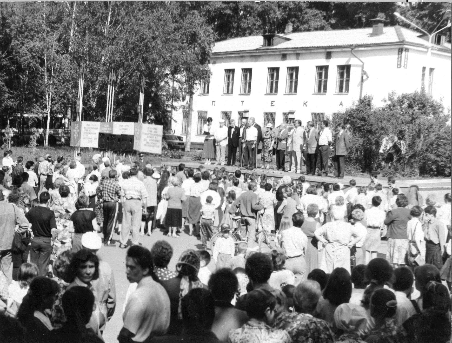 Улица Горьковская - Улицы Новокузнецка. Заводской район - Фотоальбом - 400  Знаменитых Новокузнечан